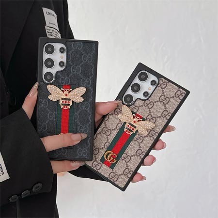 ブランド グッチ gucci 蜂柄 ブランドロゴ ブランド柄iphone16ケース