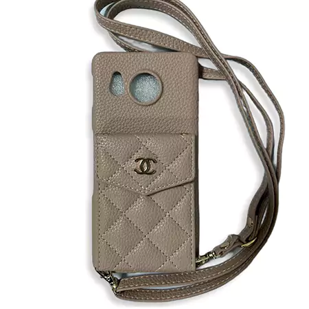 ブランド シャネル chanel ストラップ付き Aquos R8ケース