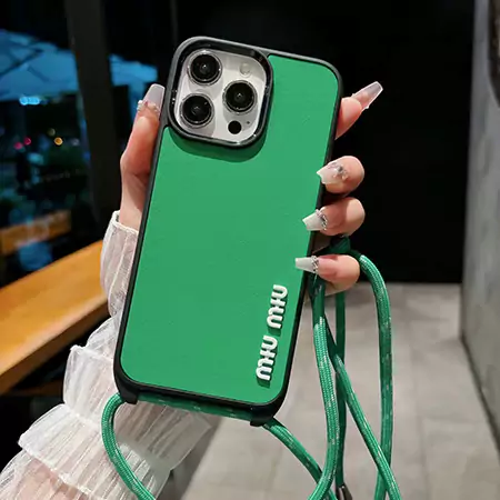 ハイブランド ミュウミュウ miumiu 斜めがけiphone16ケース