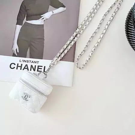 ブランド chanel シャネルストラップ付きAirpodsケース