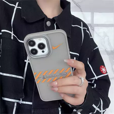 ハイブランド ナイキ nike シリコン つや消しiphone16ケース