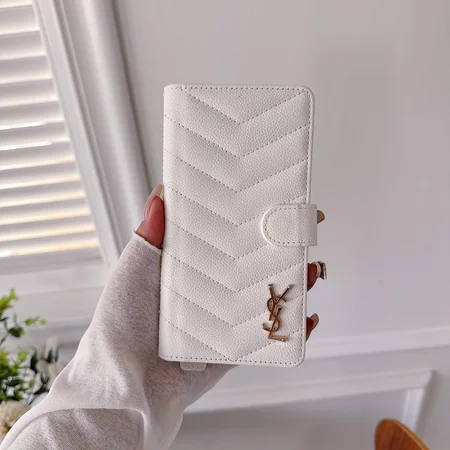 ysl イヴサンローラン ケース アイフォン 15pro  暴力熊