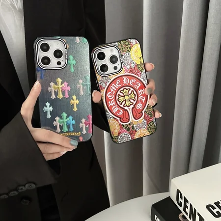 アイフォン15plus カバー chrome hearts風 