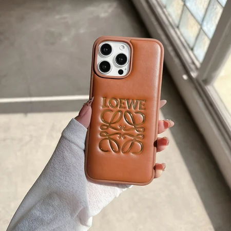 loewe アイホン17プラス カバー 