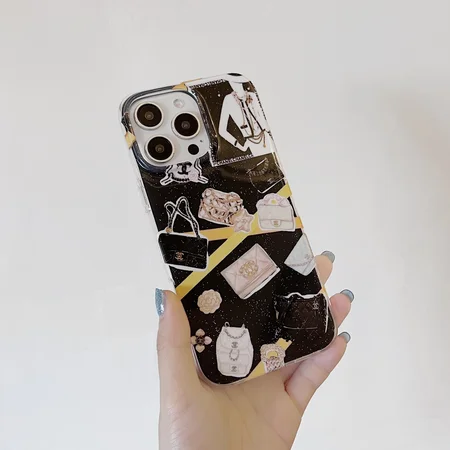 ブランド カバー アイフォーン17pro max