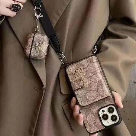アイフォン17プロ coach 携帯ケース 