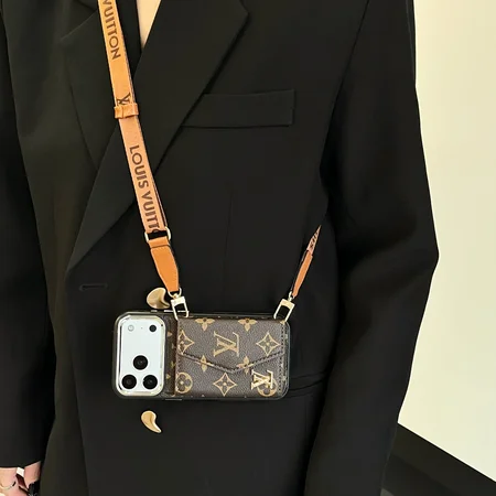  カバー アイフォーン17plus 