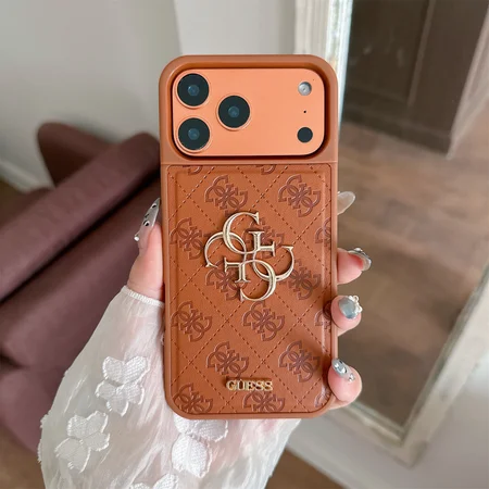guess ゲス iphone17 携帯ケース  クローバー