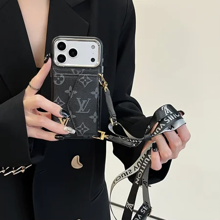  カバー アイフォーン17plus 