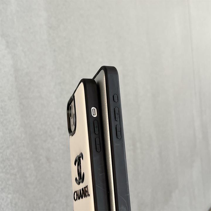 ブランド chanel シャネル ロゴ型押しiphone16ケース 