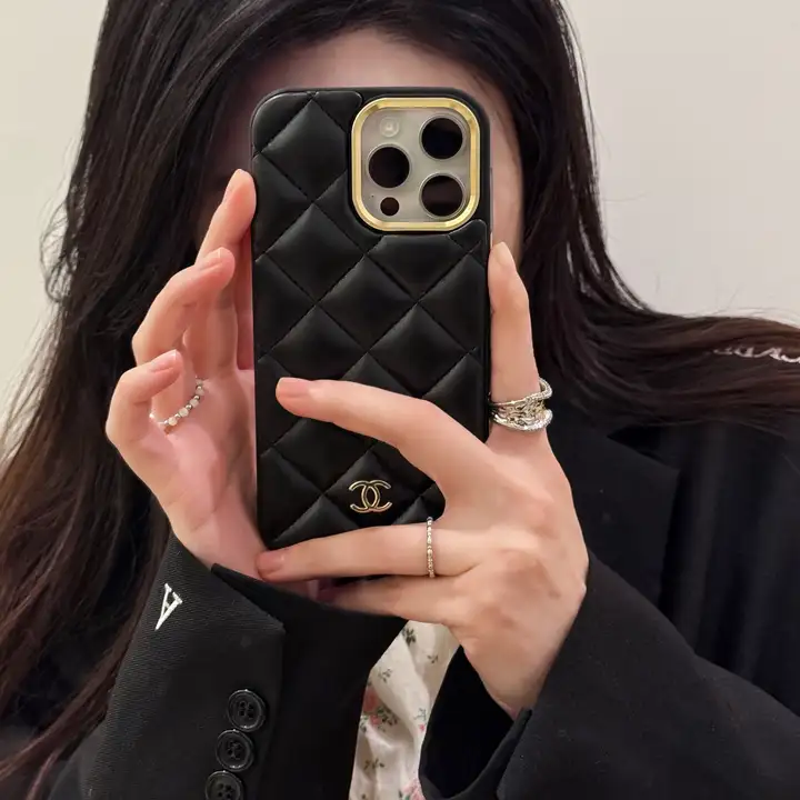  chanel 透かし彫りiphone15ケース