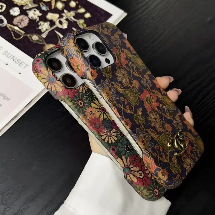 ブランド 携帯ケース アイフォーン16プラス chanel シャネル 