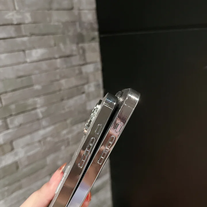 ブランド カバー iphone16promax 