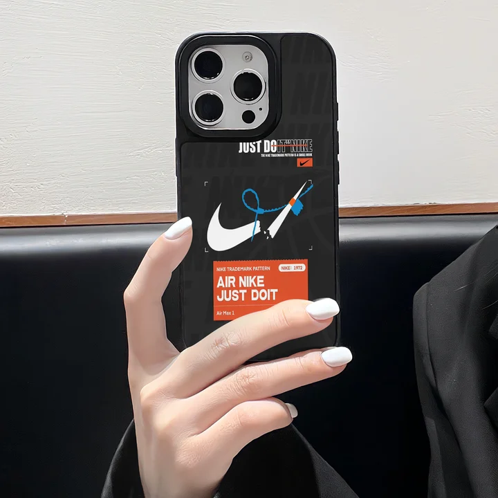 アイフォン 16plus スマホケース nike 