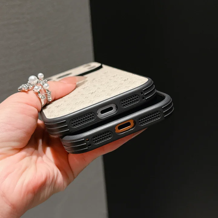 ブランド カバー アイフォン15プラス vuitton風 