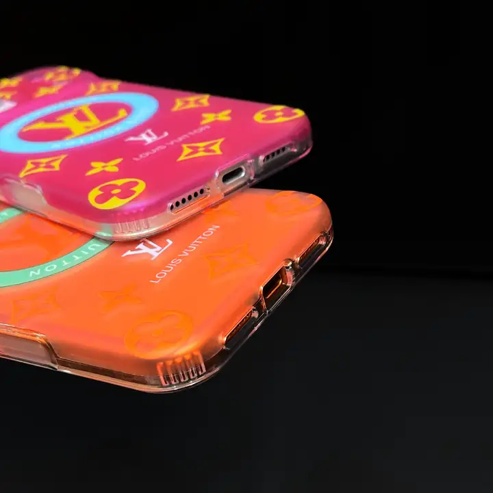 ハイブランド アイホン 15 スマホケース 